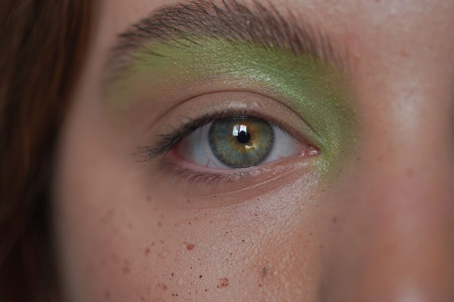 Soft smokey eye