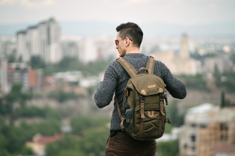 Solo traveler summer