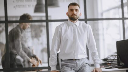 Stretching for focus: how short mobility breaks support a clearer mind