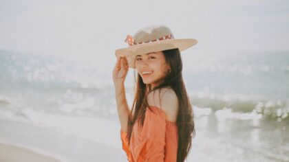 Summer hair care for real life: simple habits that keep your hair healthy in the heat